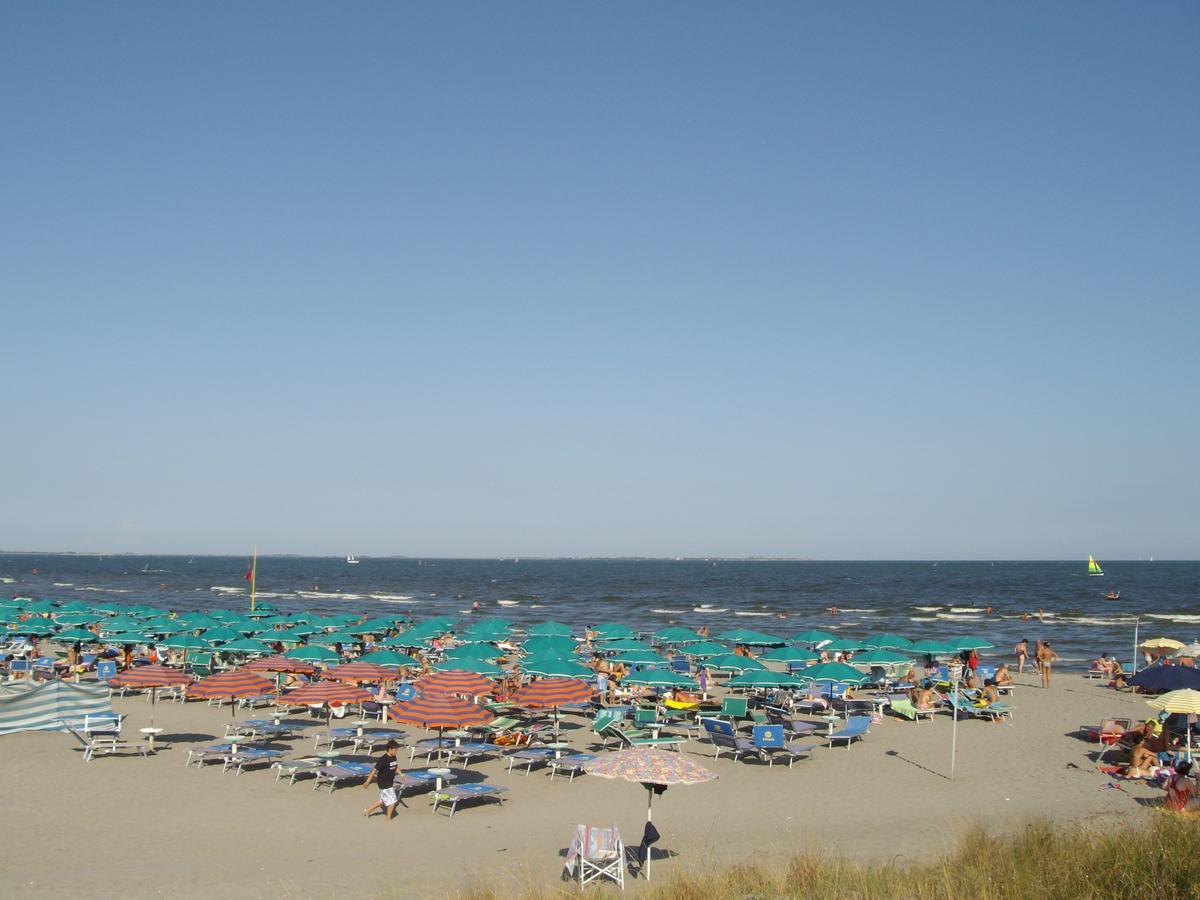 Agenzia Vear - Lido Di Volano Eksteriør bilde